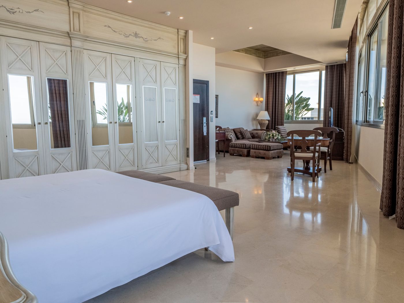 Puerto-Juan-Montiel-Spa-and-Base-N----utica-Room-27