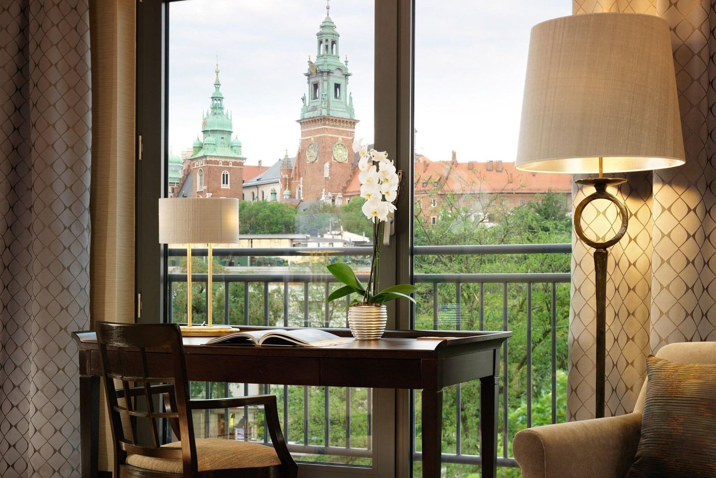 Sheraton-Grand-Krakow-Room-46