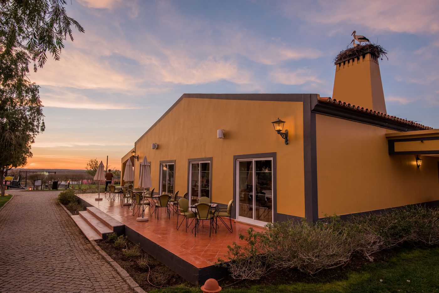 Vila-Gale-Alentejo-Vineyards--Clube-de-Campo--Terrace-36