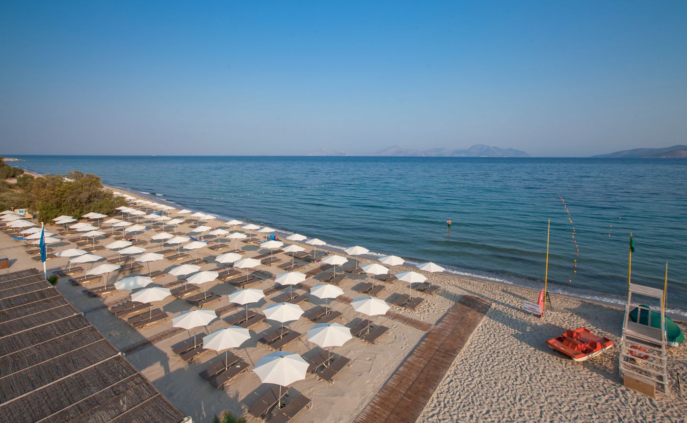 Caravia-Beach-Hotel-Beach-49