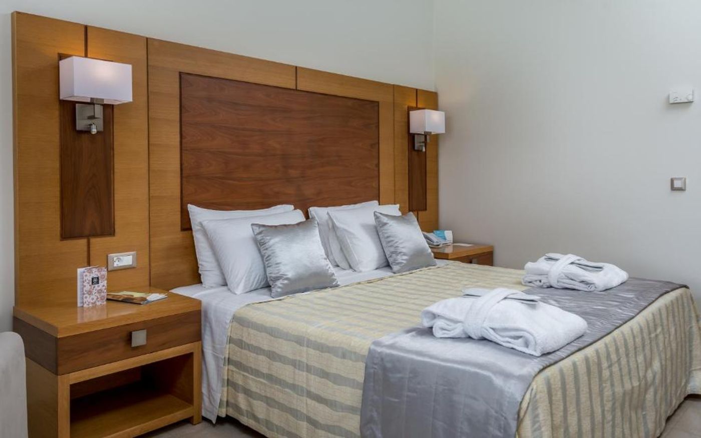 Sentido-Apollo-Blue-Hotel-Room-16