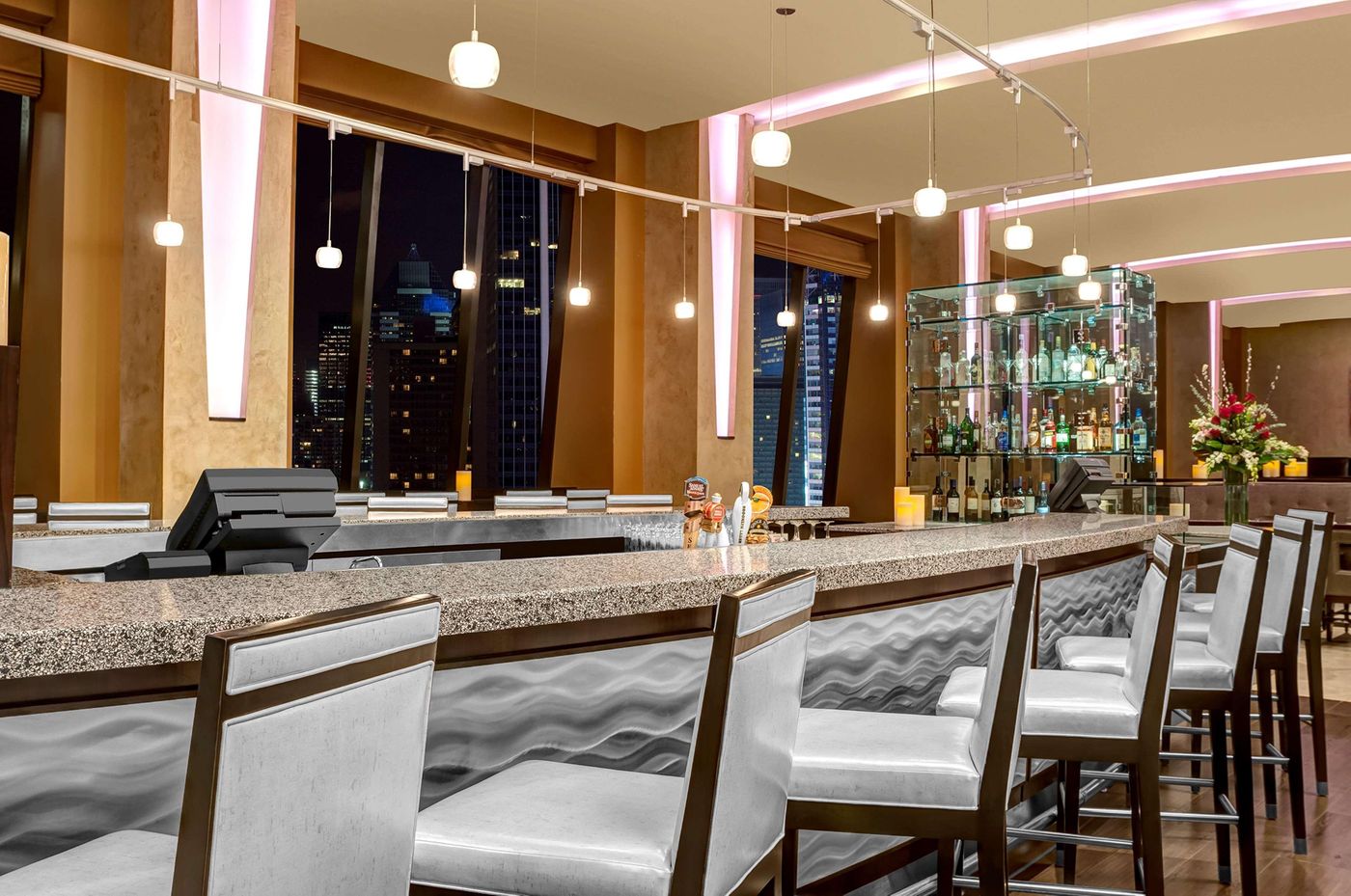 Hilton-New-York-Times-Square-Bar-12