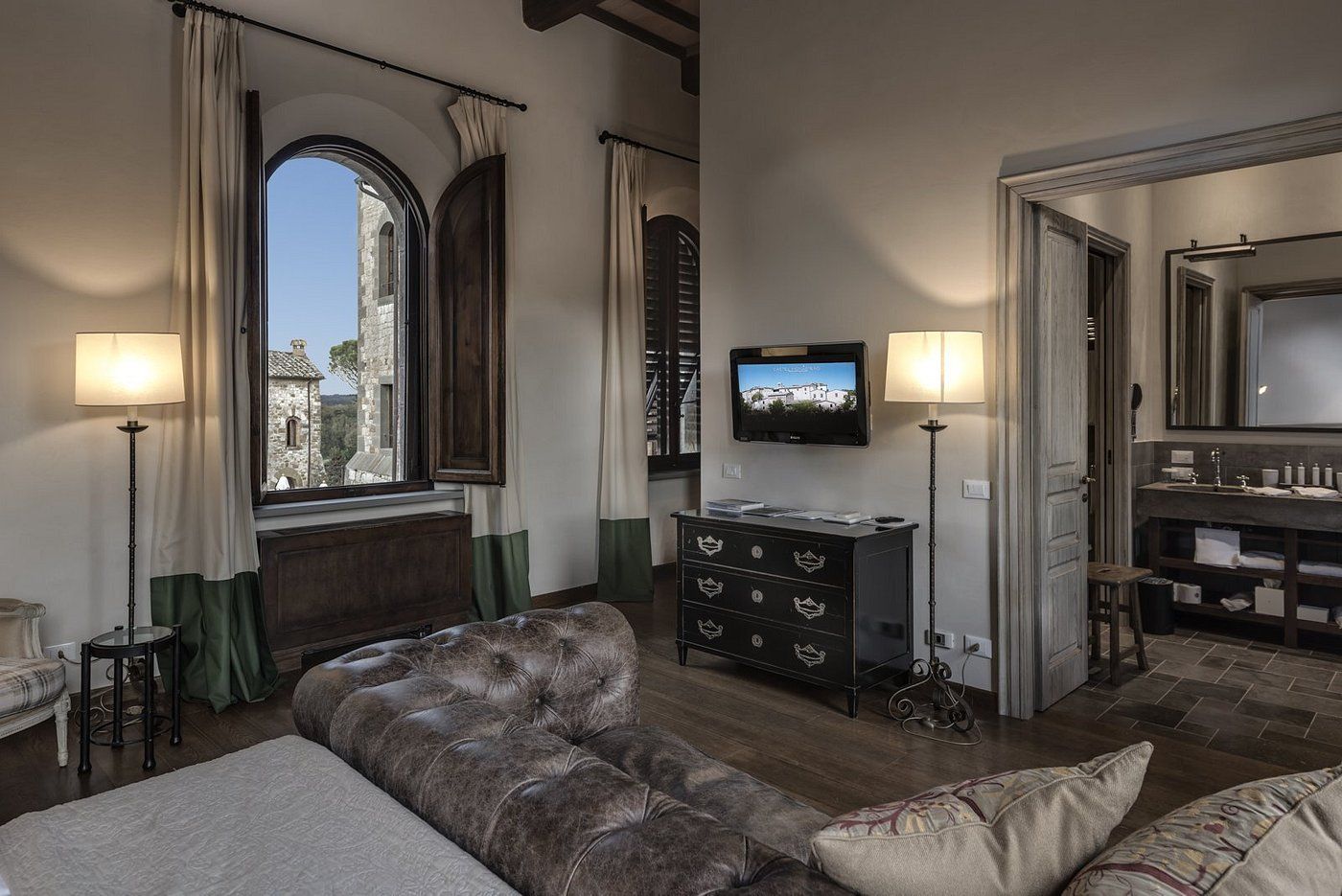 Castel-Monastero---The-Leading-Hotels-of-the-World-Room-7