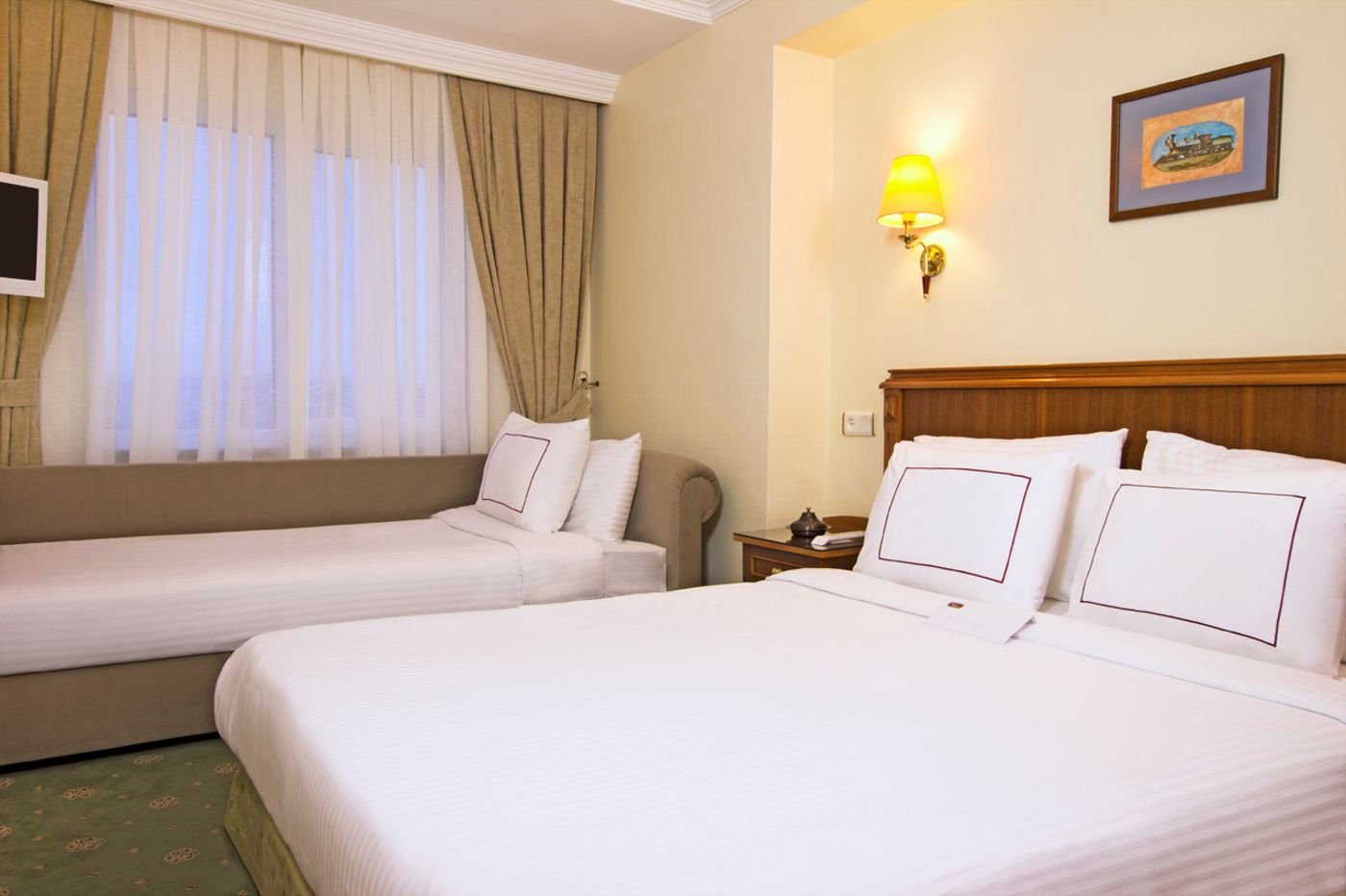 Orient-Express-Hotel-Room-20