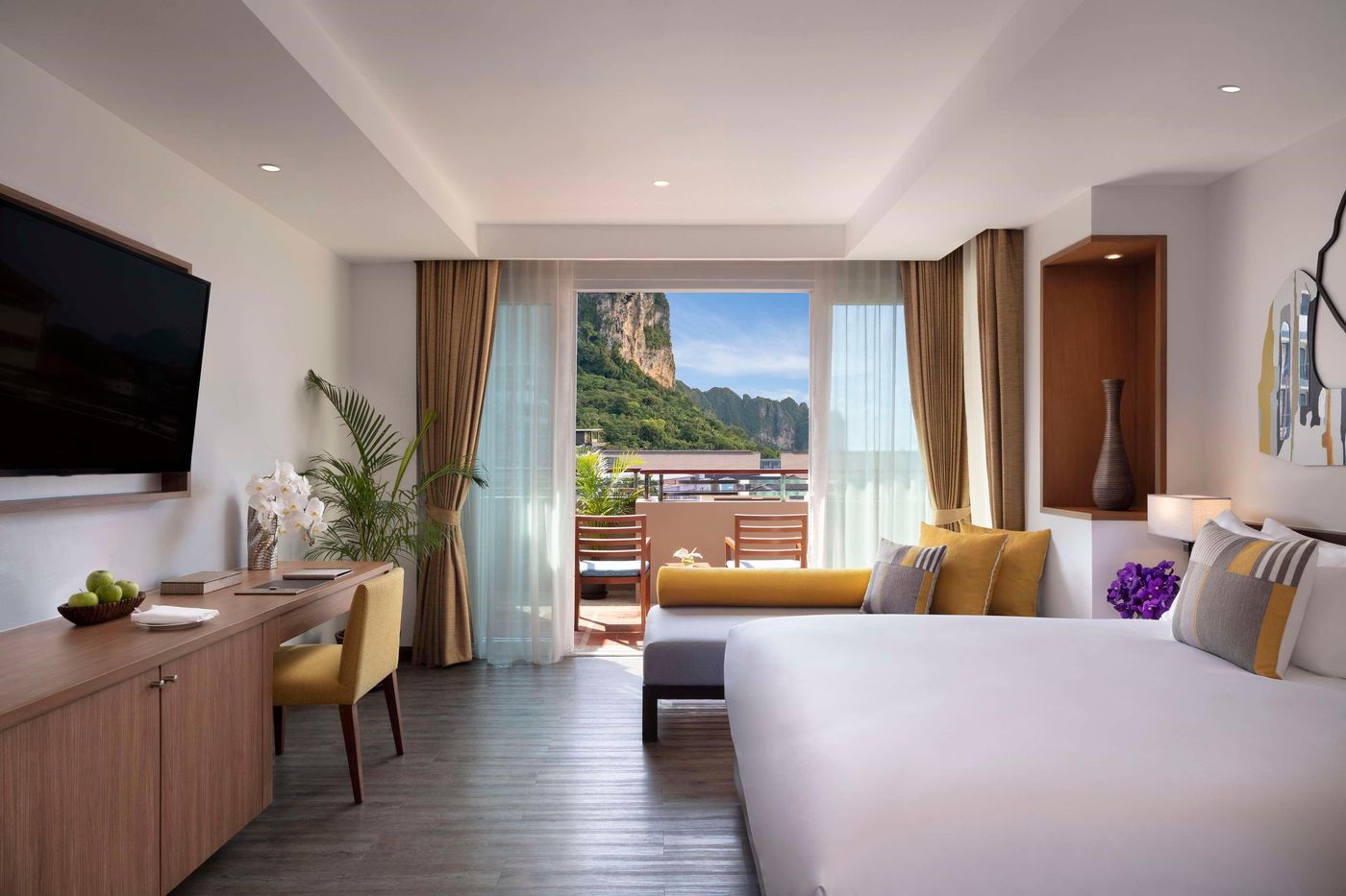 Avani-Ao-Nang-Cliff-Krabi-Resort--SHA-Extra---Room-31