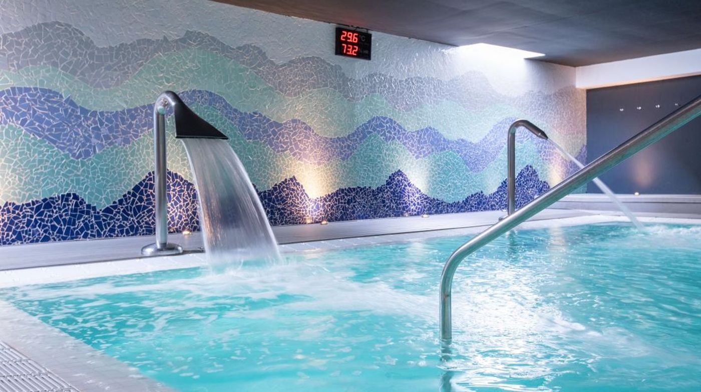 Prestige-Victoria-Sports-and-Entertainment-71