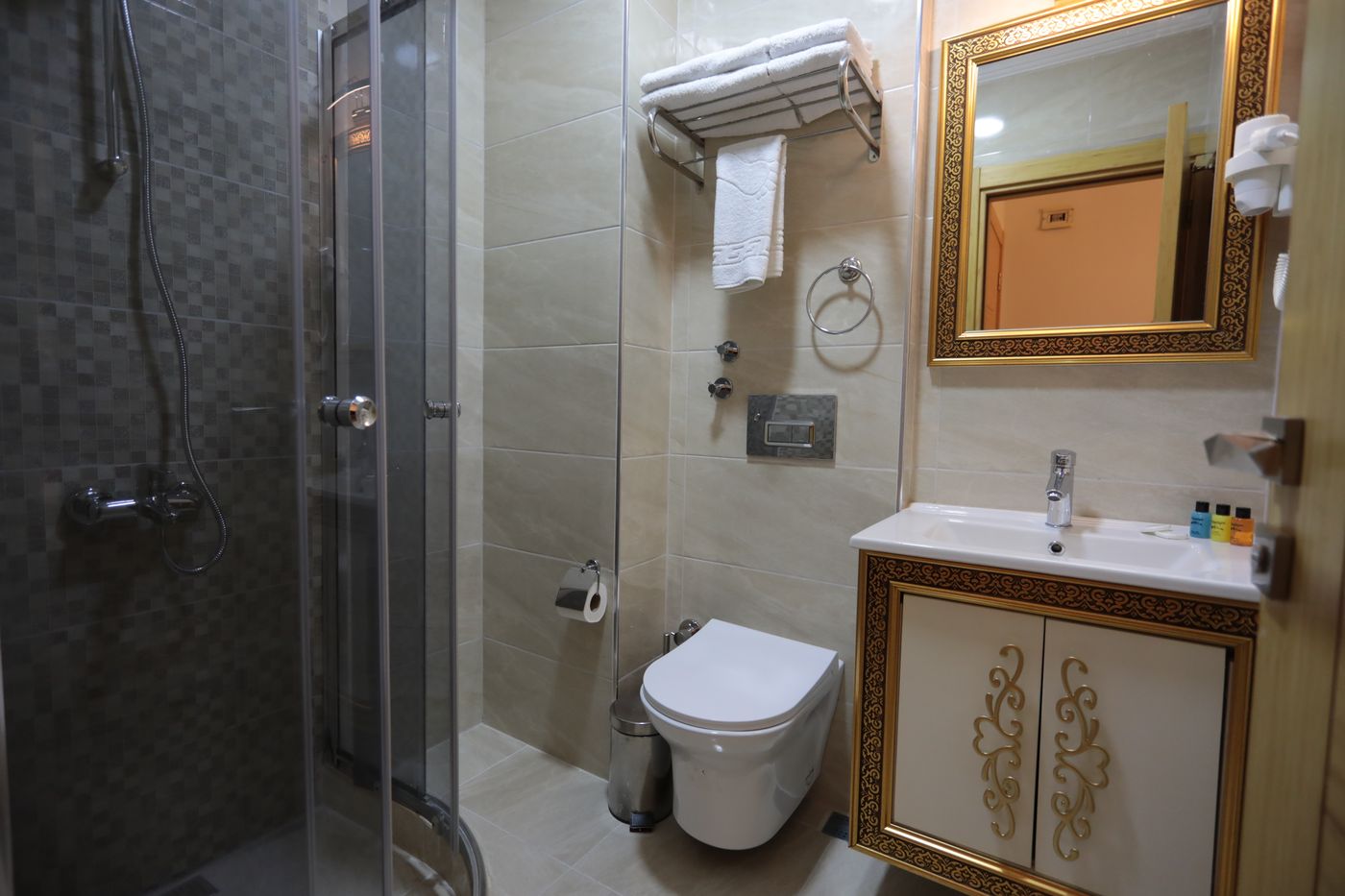 Gulec Konak Hotel-Turkey-ISTANBUL-Room-6