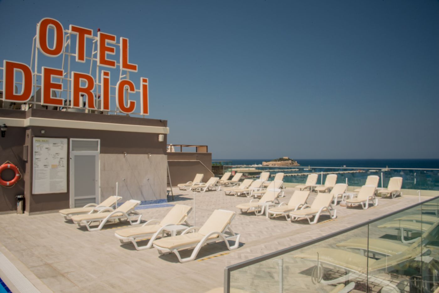 Derici-Pool-5