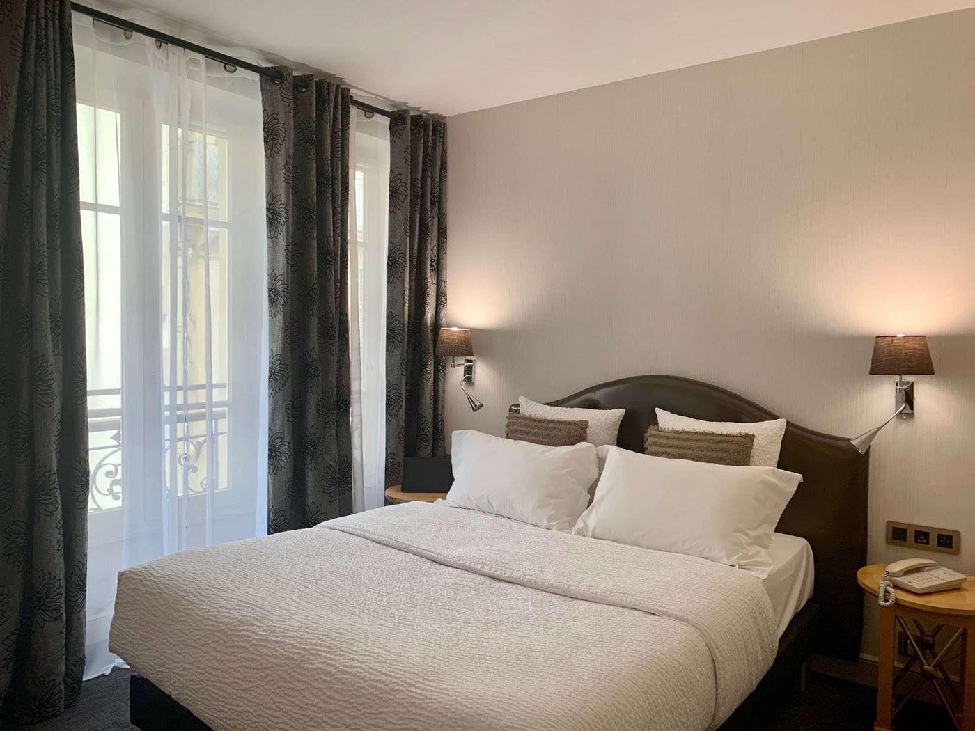 Central-Saint-Germain-Room-22