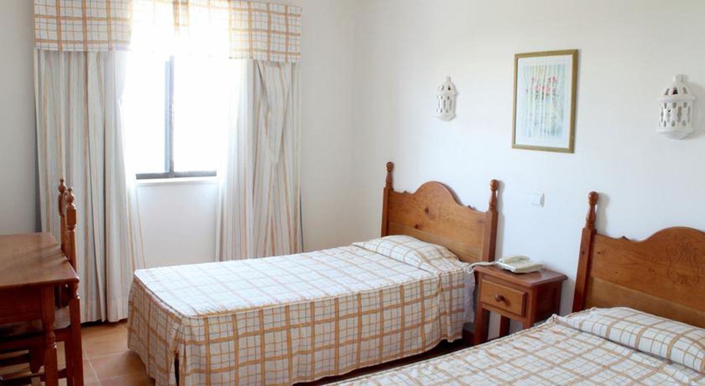 Mirachoro 3 Apartments