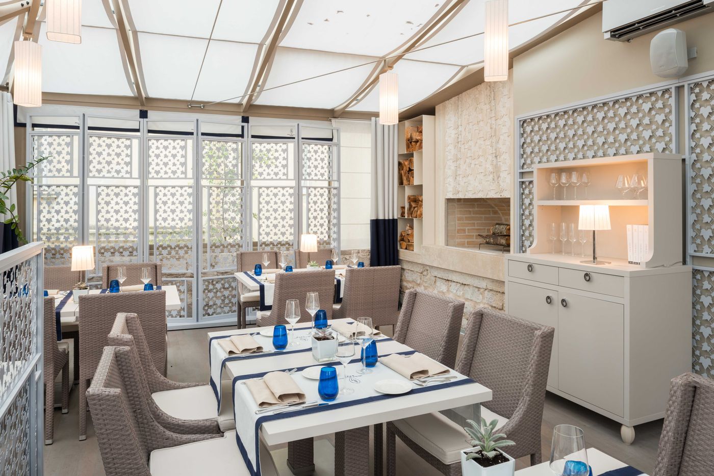 Heritage-Hotel-Bastion-Restaurant-17