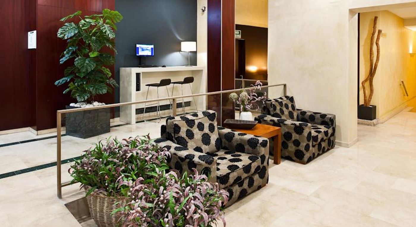 Catalonia-Puerta-del-Sol-Lobby-13