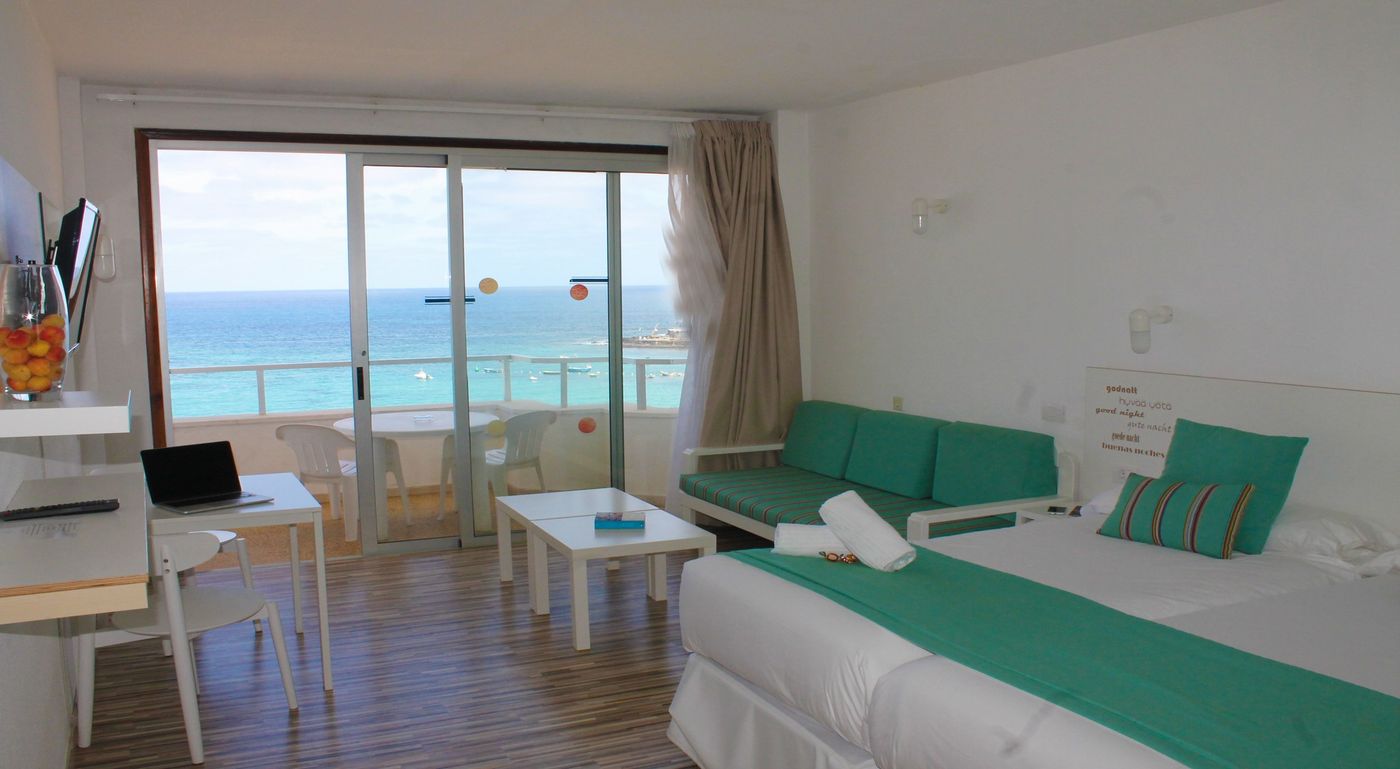 RK-Luz-Playa-Suites-Room-4