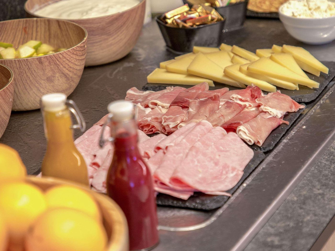 ibis-Styles-Cannes-Le-Cannet-Restaurant-56