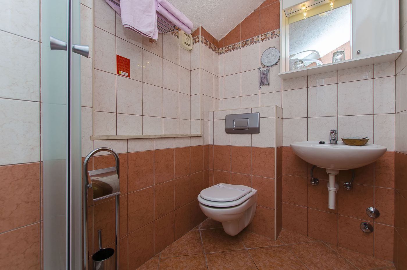 Palace-Derossi-Room-49