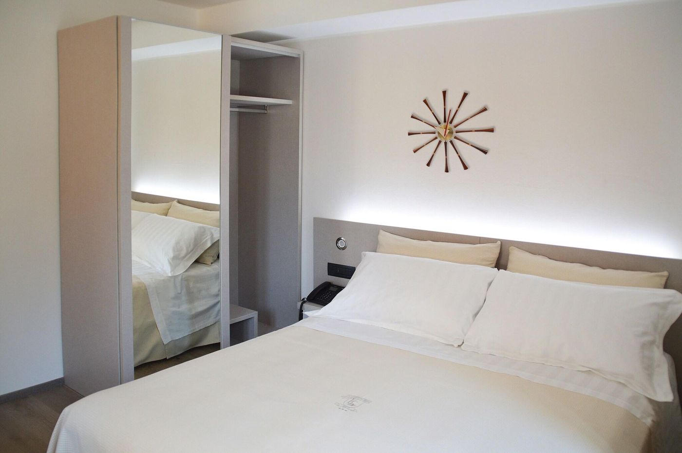 Il Loggiato Dei Serviti-Italy-COMO-General view-1