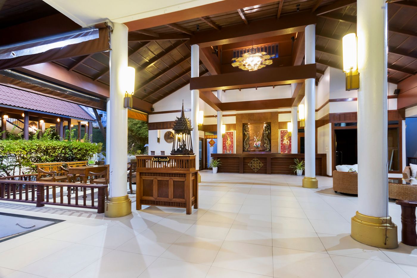 Diamond-Cottage-Resort-And-Spa-Lobby-61
