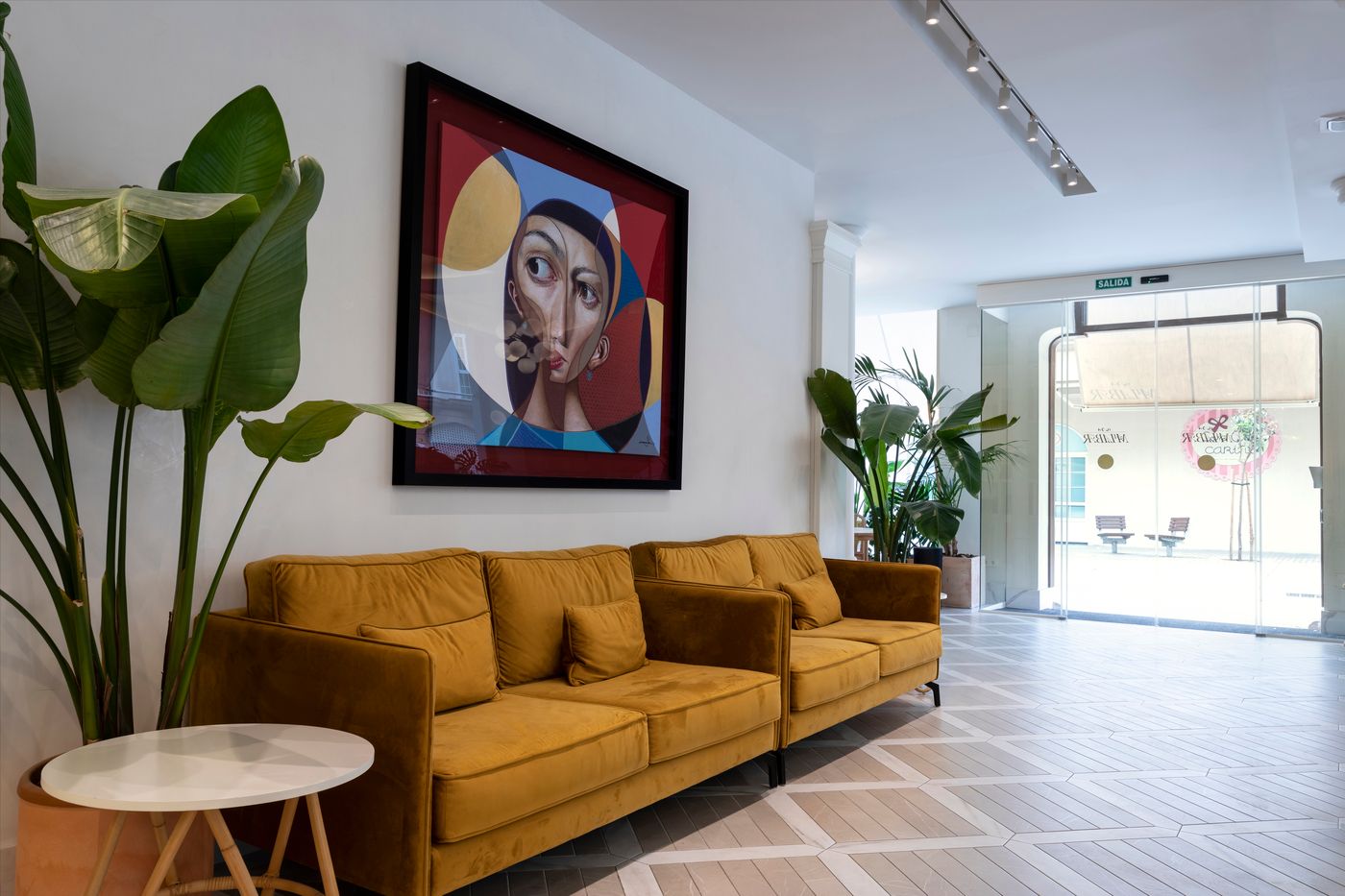 Icon-Malabar-Lobby-45