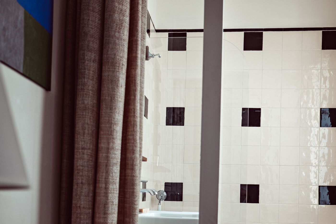 Academies-et-des-Arts-Room-27