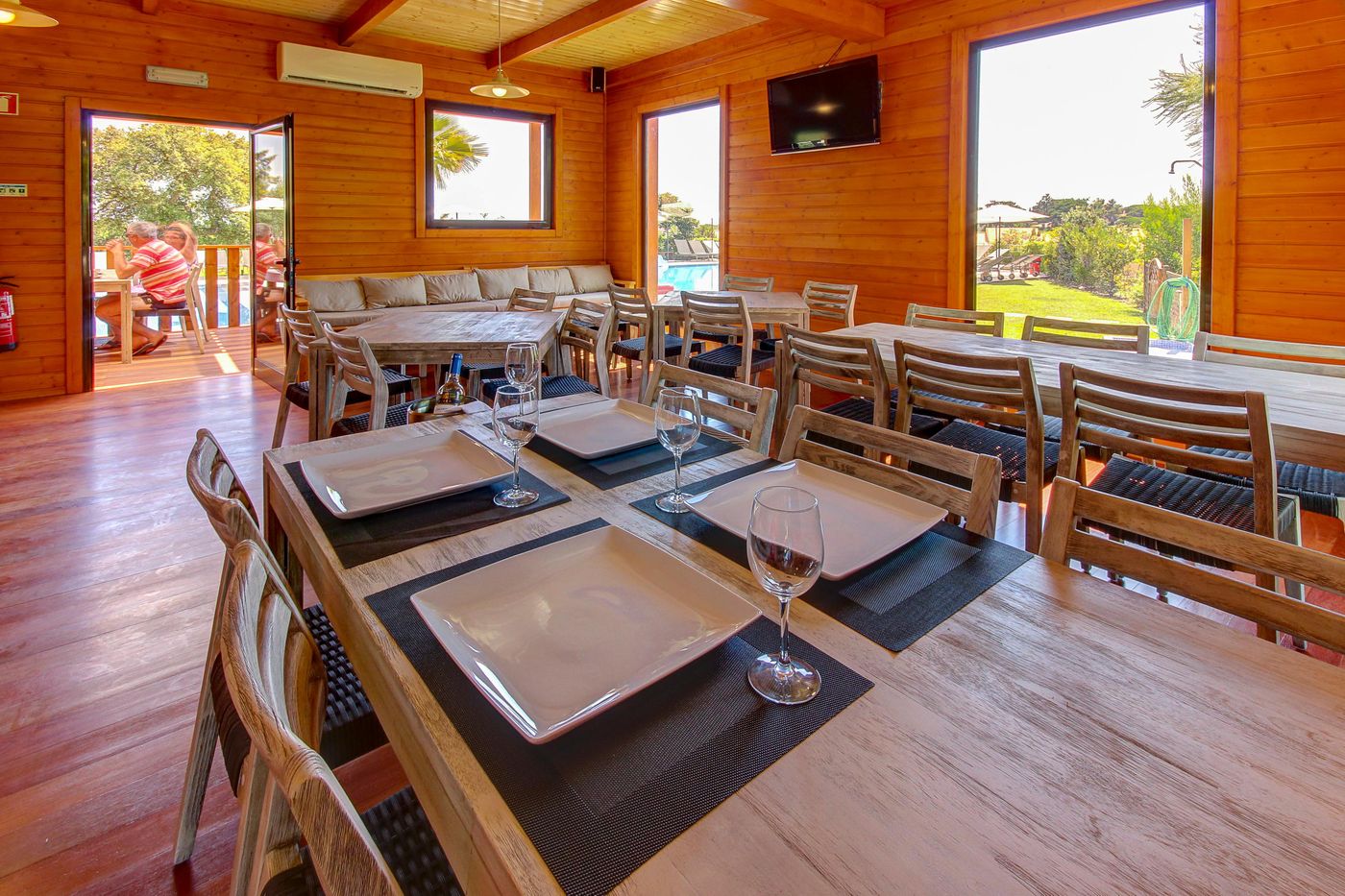 Pinheiros-da-Balaia-Restaurant-26