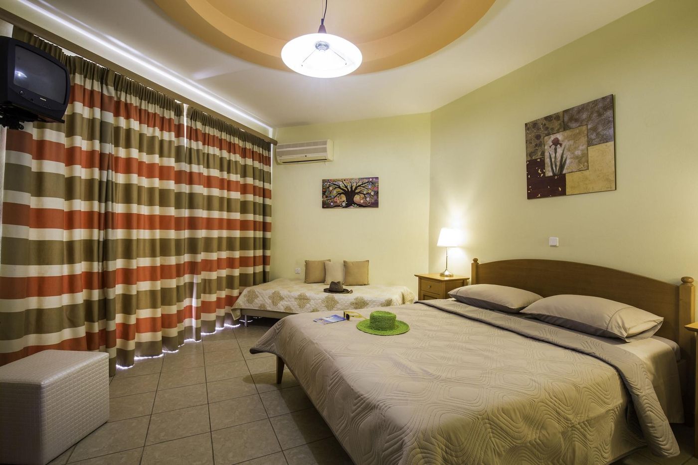 Lyristis-studios-Room-25