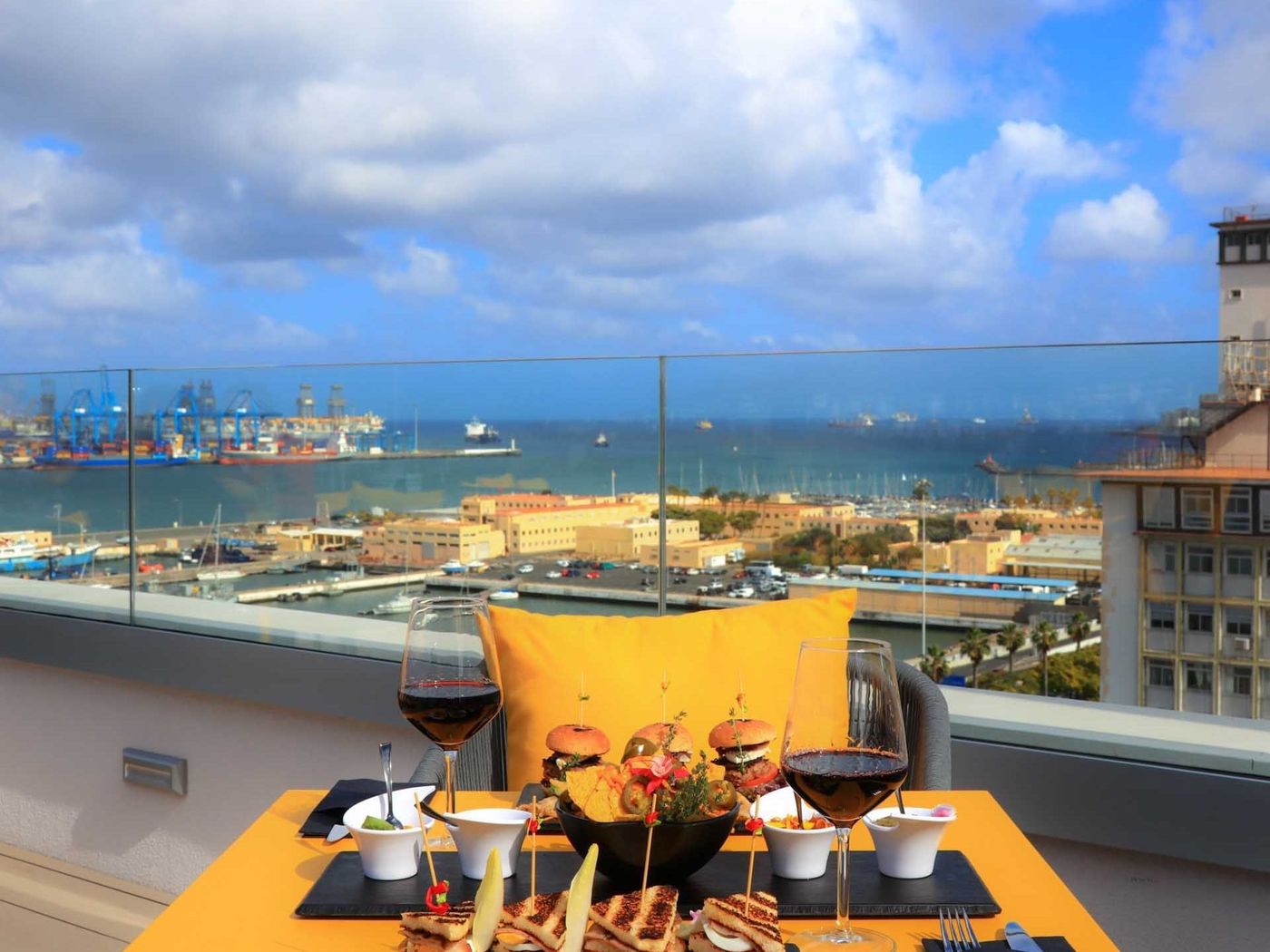 Design Plus Bex Hotel_7