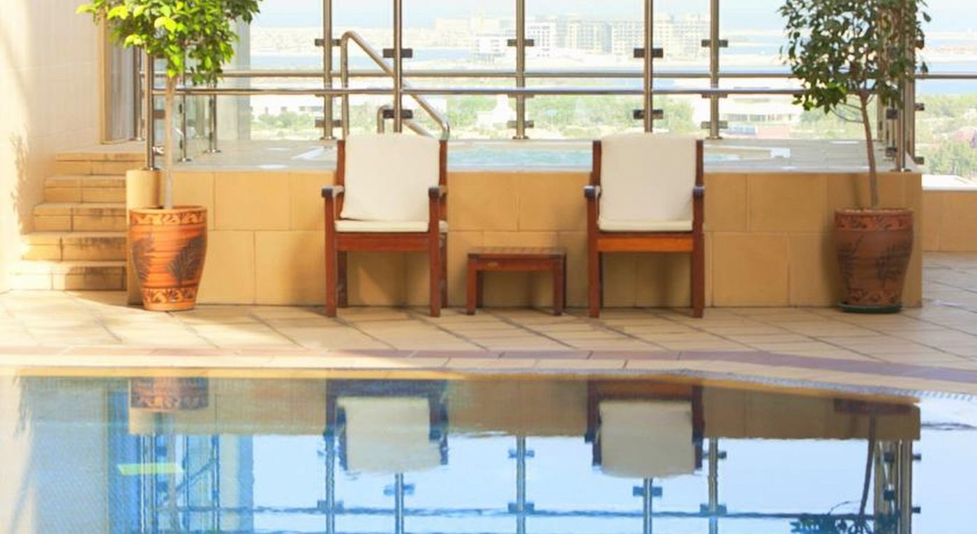 Grand-Millenium-Hotel-Pool-18