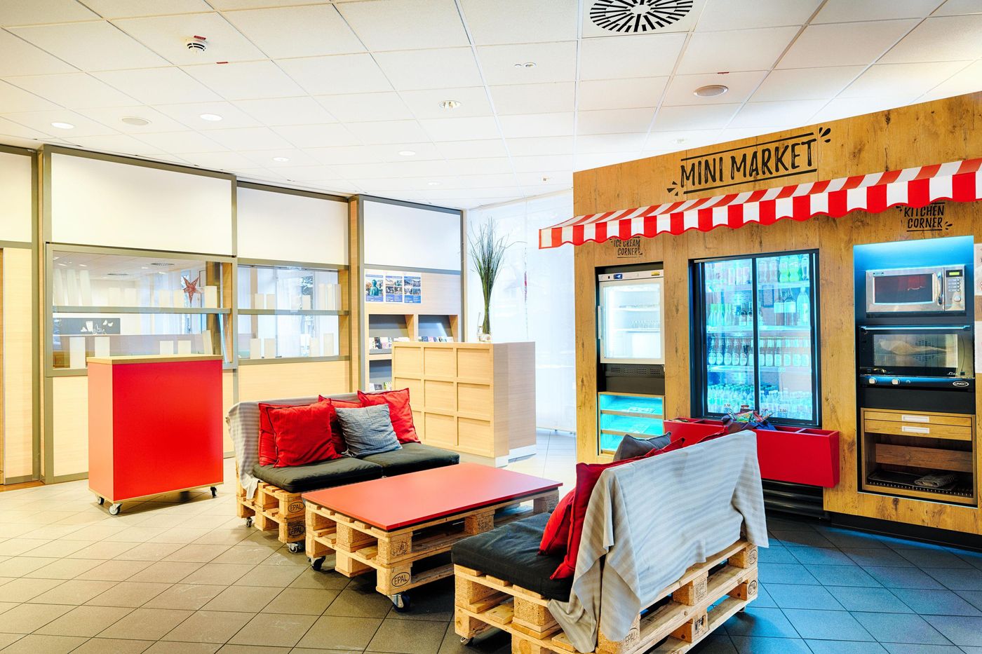 B-B-Bonn-City-Lobby-41