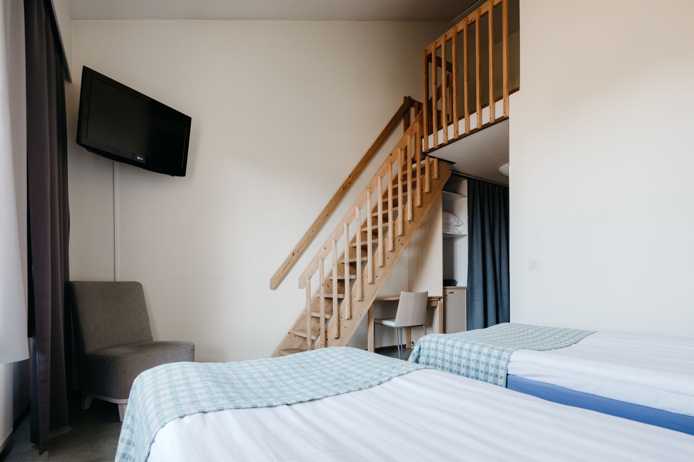 Lapland Hotels Yllaeskaltio-Finland-ÄKÄSLOMPOLO-Room-10