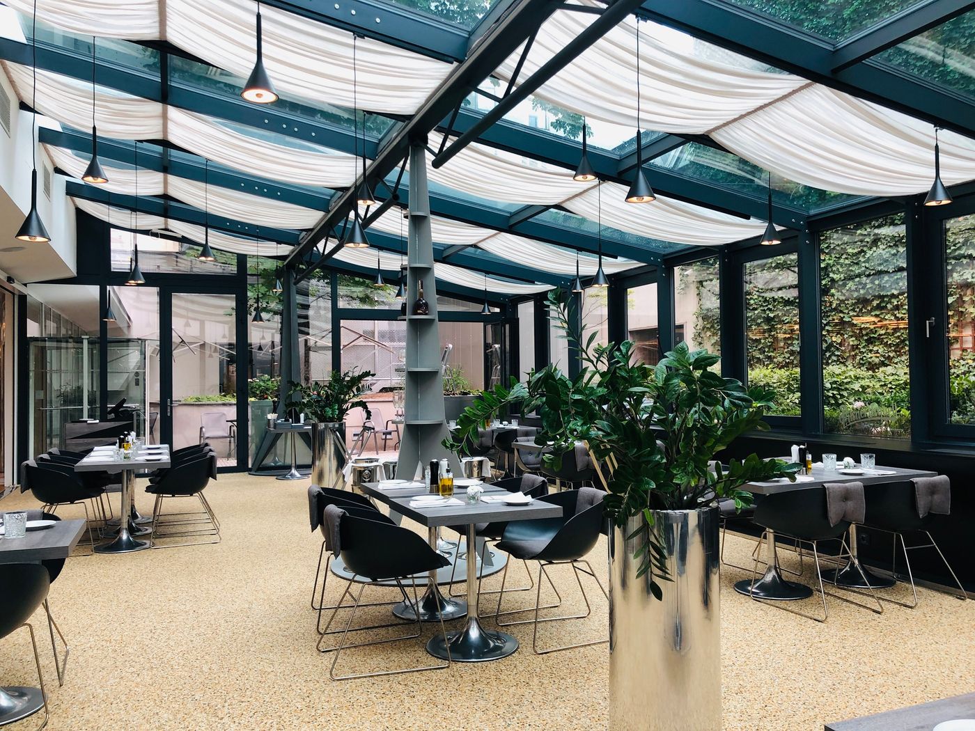 Grandium-Hotel-Prague-Terrace-14