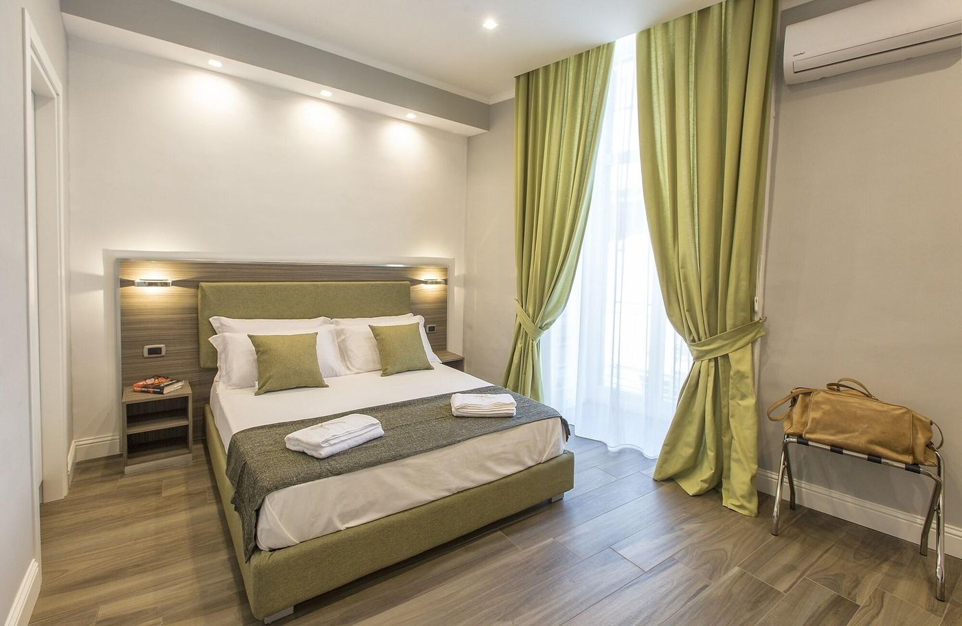 Dante Maison De Charme - Italy - NAPLES - Room - 7