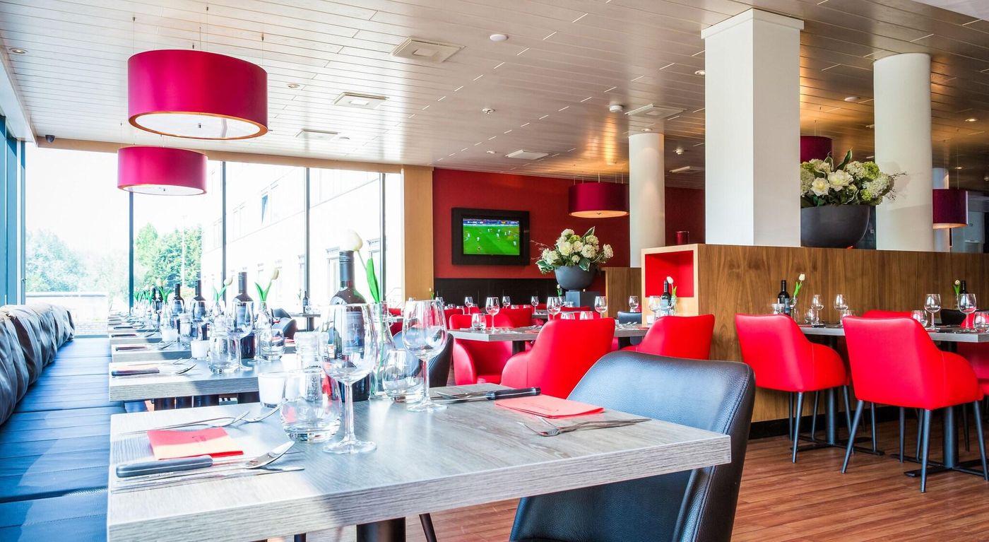 Bastion-Hotel-Amsterdam-Amstel-Bar-13