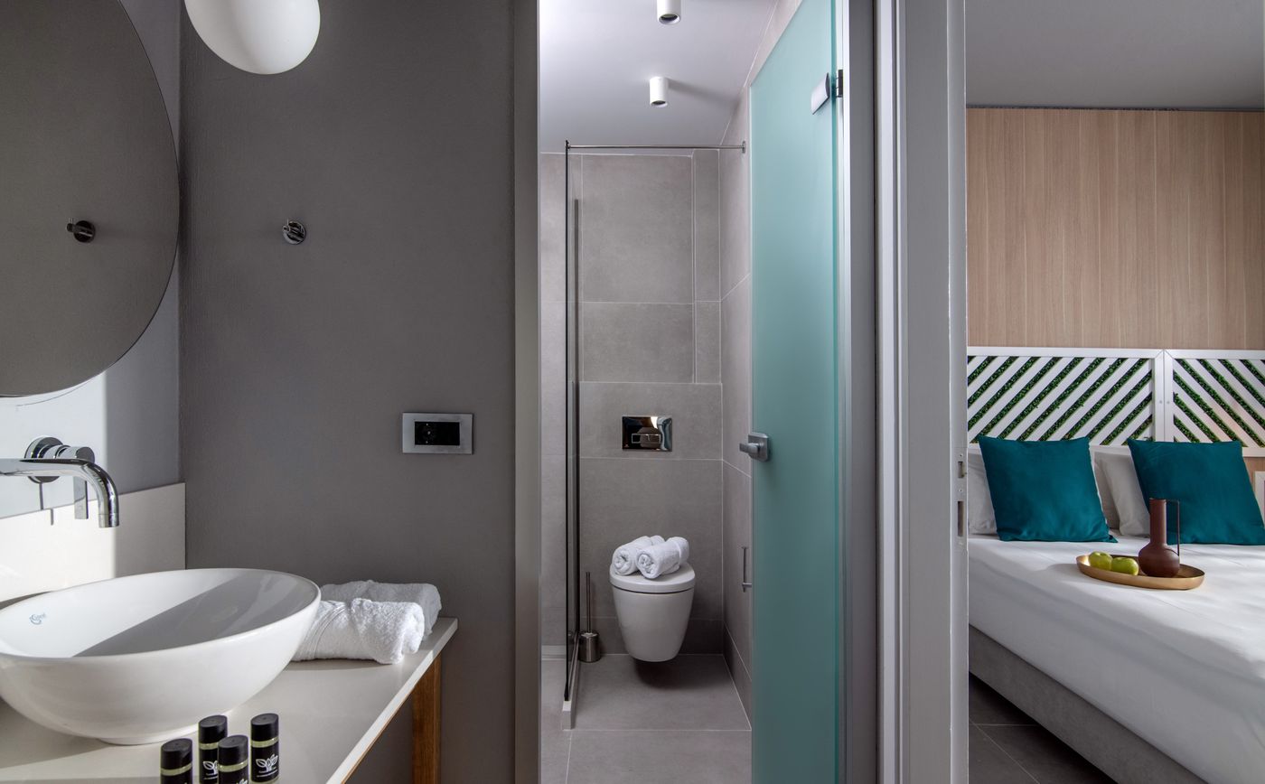 Villa-Elite---Adult-Only-Room-25