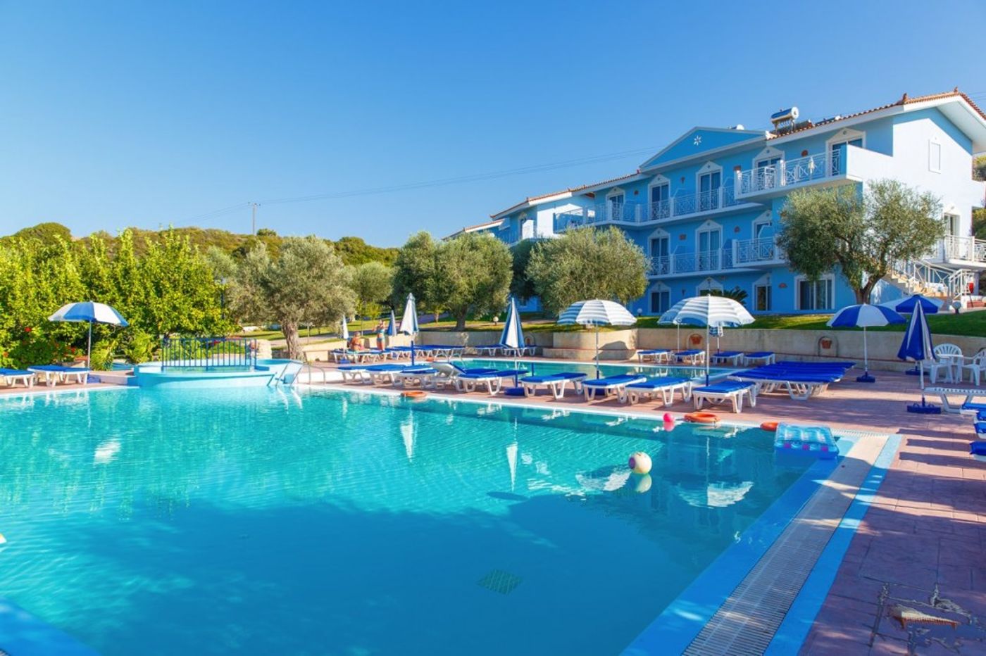 Filoxenia Apartments Tholos