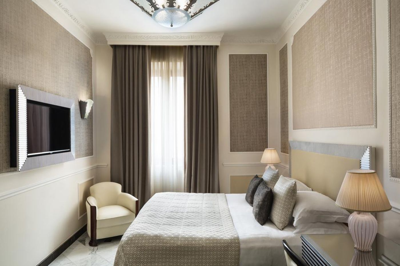 Baglioni-Hotel-Regina-Room-46