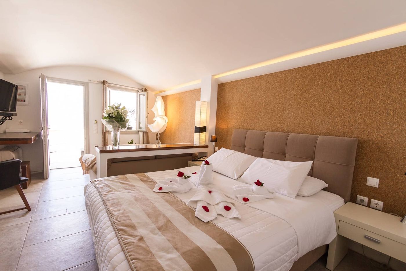 Galaxy-Suites-Room-8