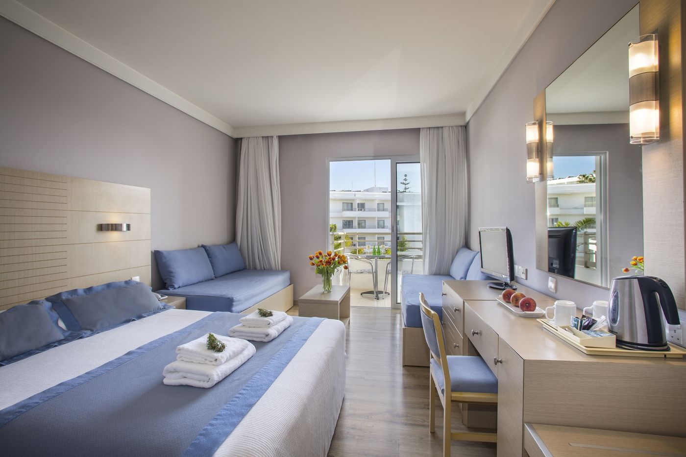 Louis-Ledra-Beach-Room-12