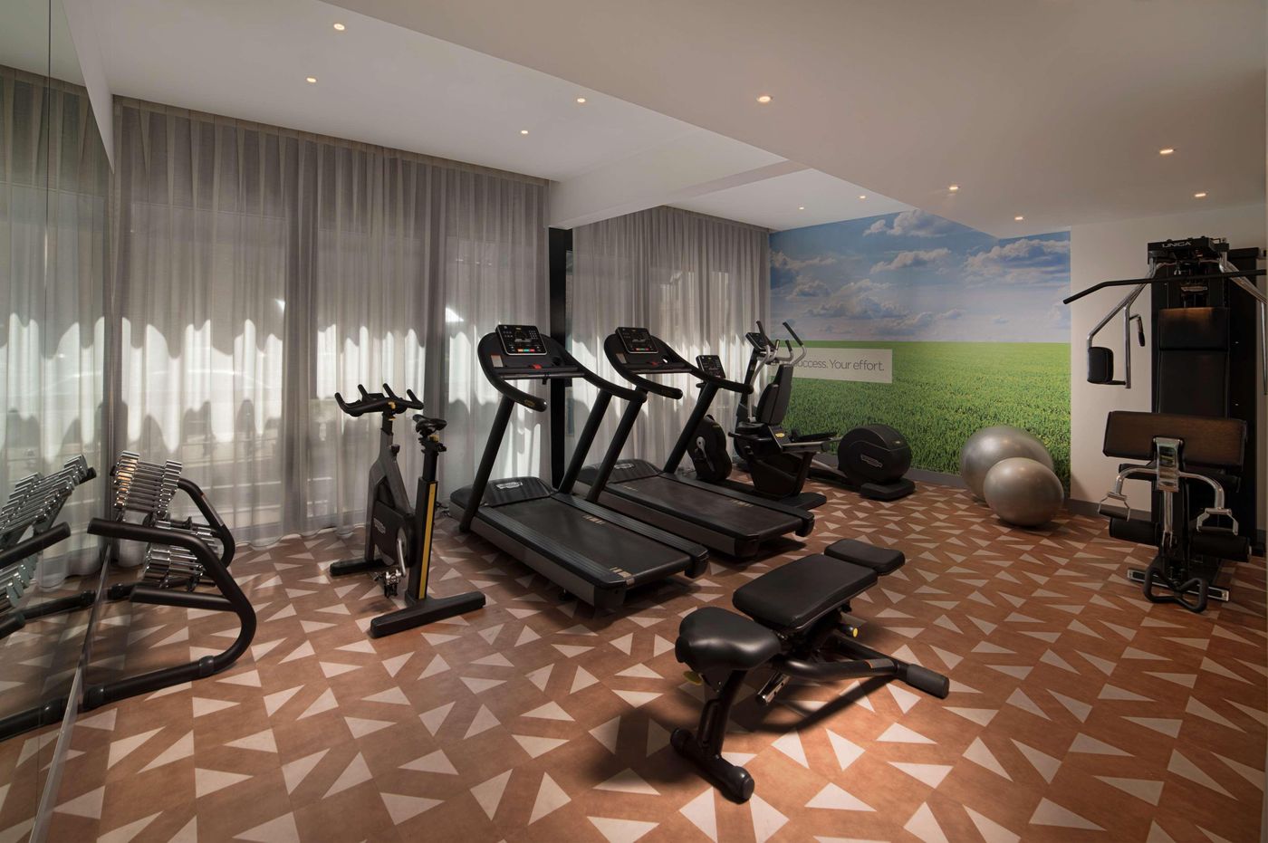 NH-Collection-Roma-Vittorio-Veneto-Sports-and-Entertainment-86