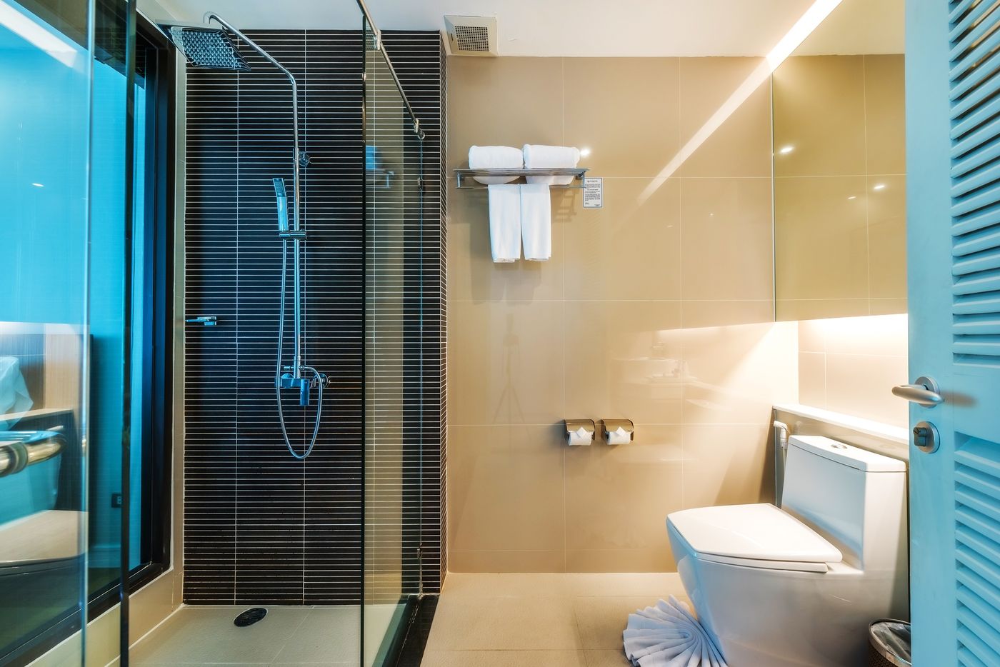 Wyndham-Sea-Pearl-Resort-Phuket-Room-37