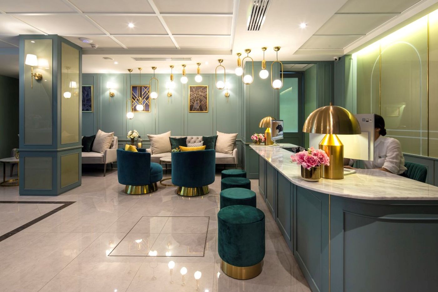 The-Mulberry-Bangkok-Hotel-Khaosan-Road-Lobby-3