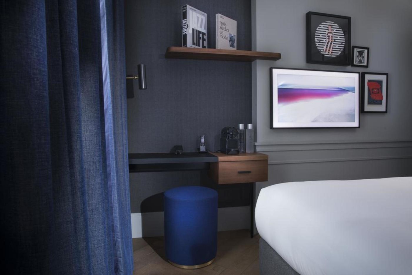 Maison-Elle-Paris-Room-23