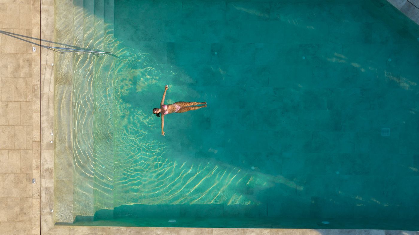 Castelli-Adults-Only-Pool-19