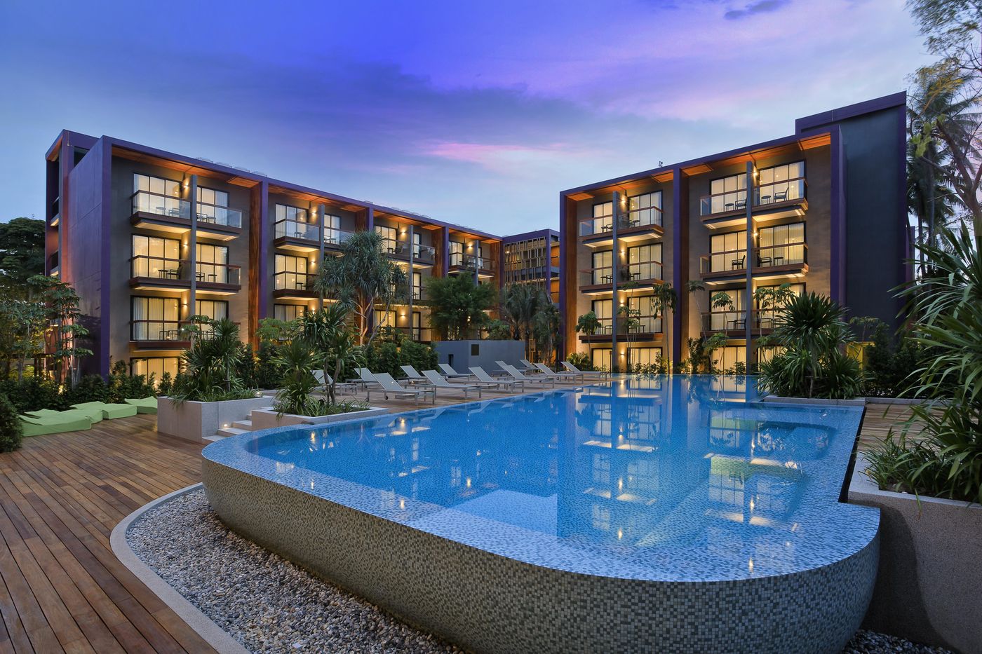 Holiday-Inn-Express-Phuket-Patong-Beach-Central-General-view-1