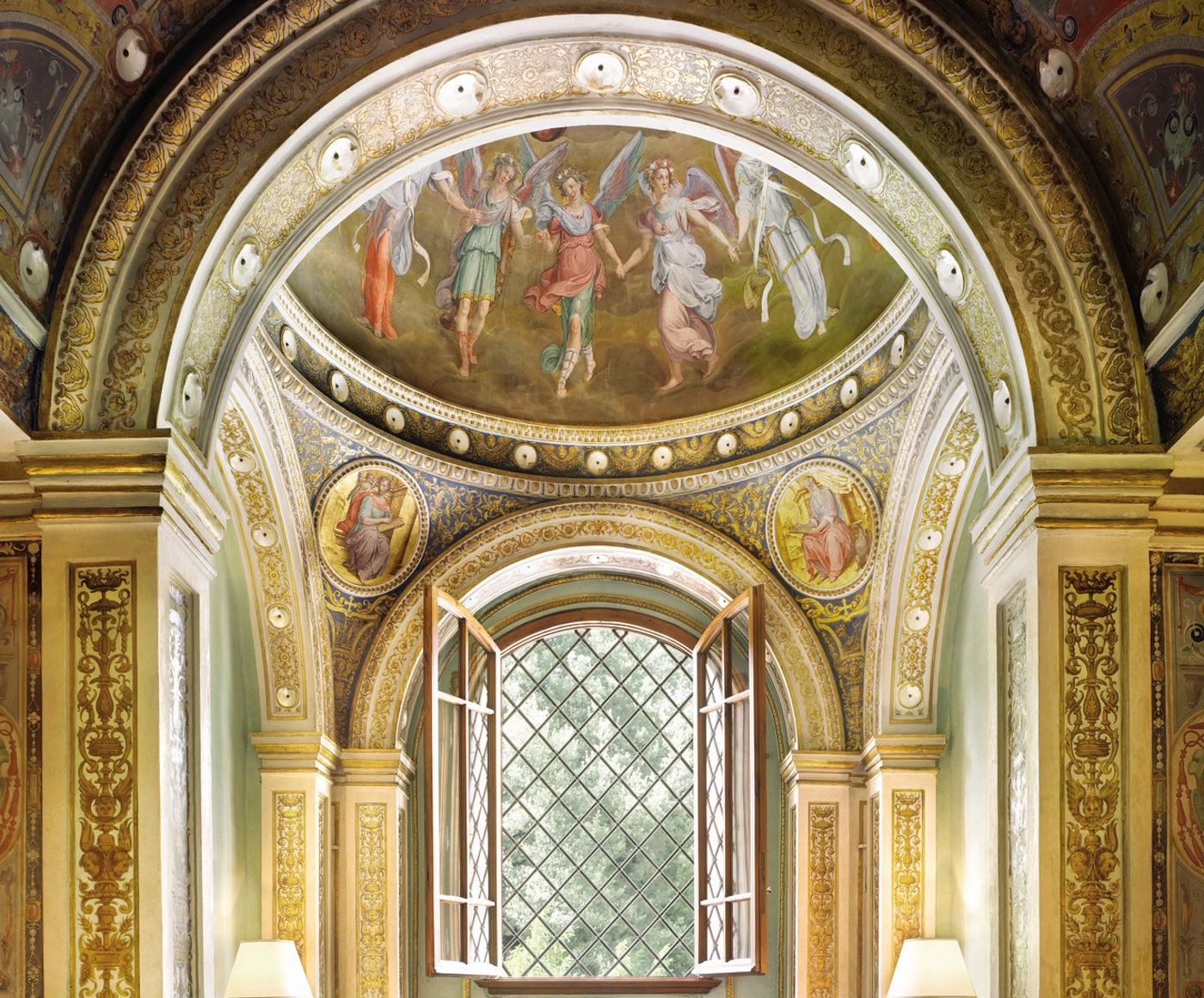 Four-Seasons-Hotel-Florence-Lobby-18