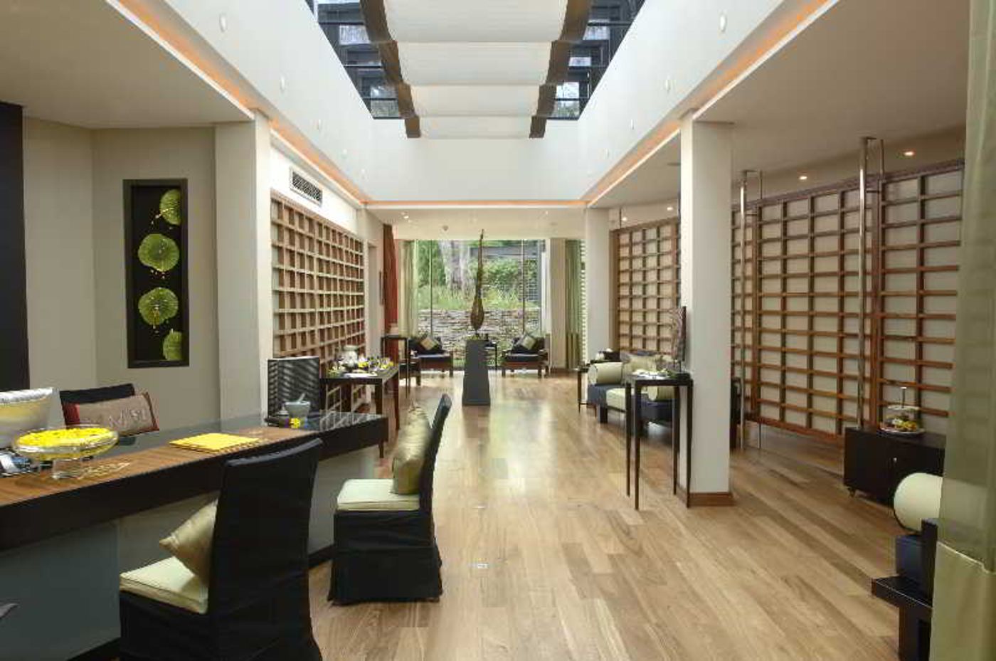 Vineyard-Hotel-Sports-and-Entertainment-11