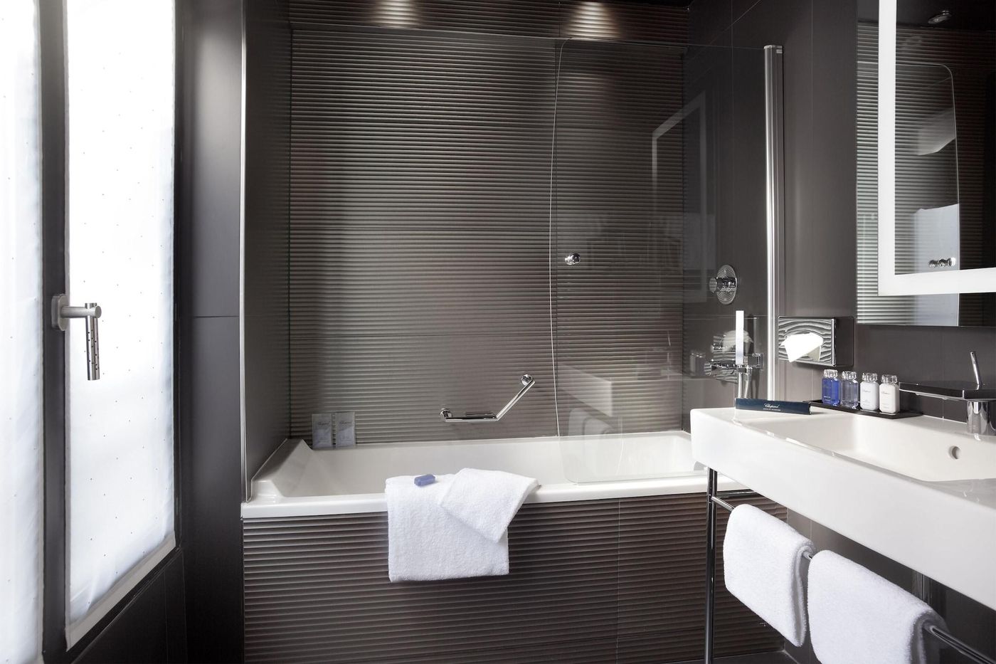 Maison-Albar-Hotels-Le-Diamond-Room-34