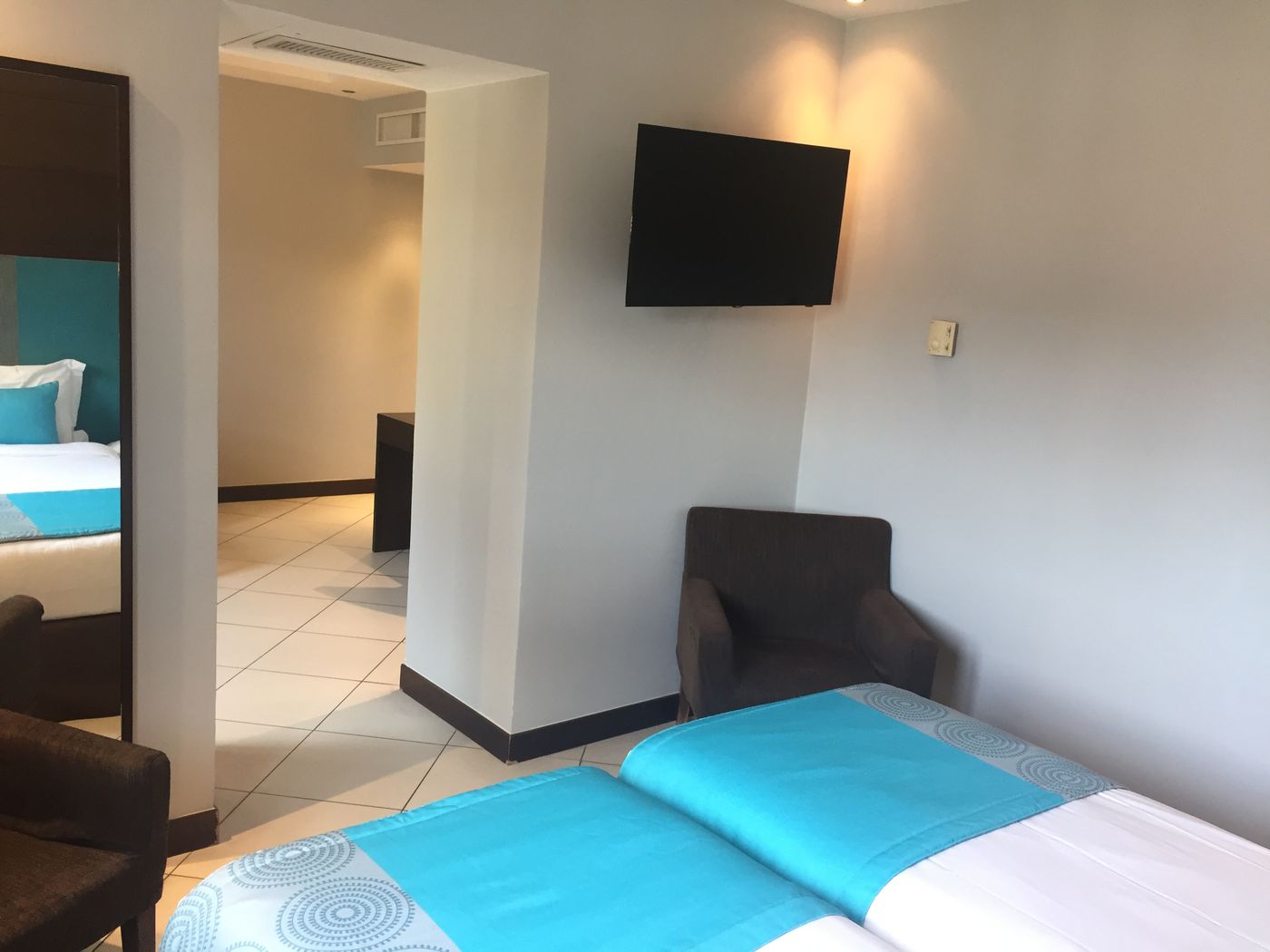 Aston-La-Scala-Room-42