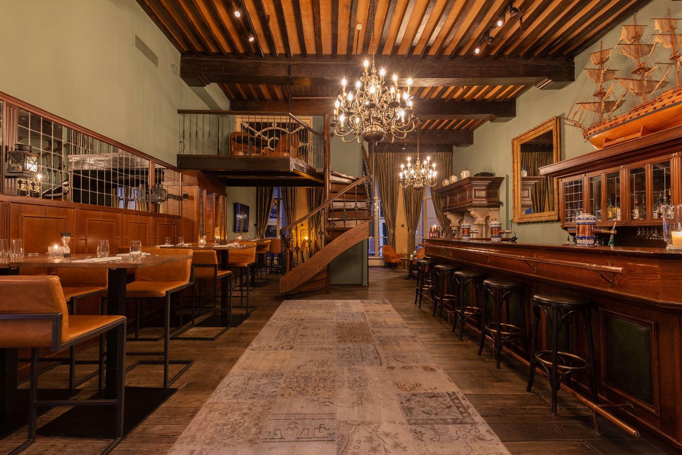 Radisson-Blu-Hotel-Amsterdam-Bar-65