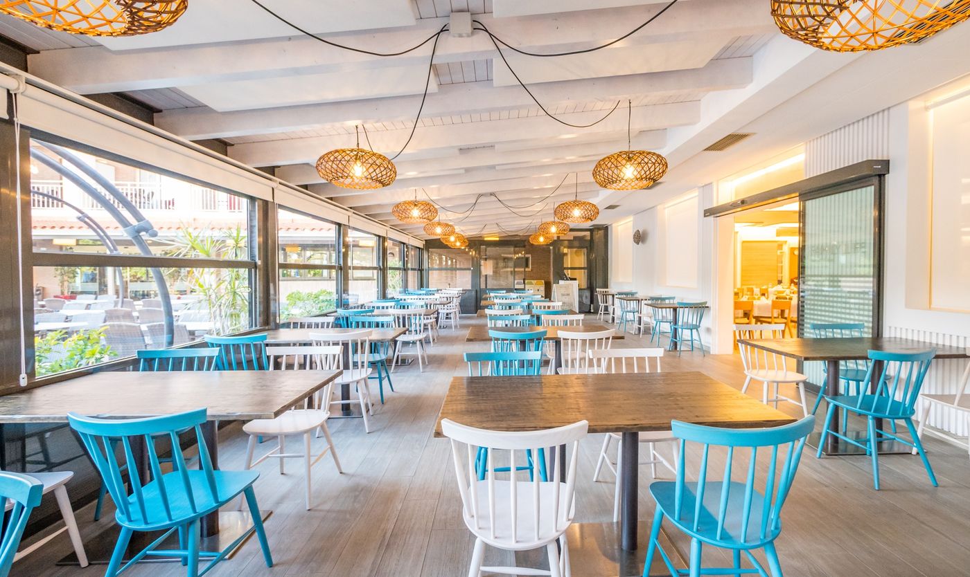 Golden Avenida Suites