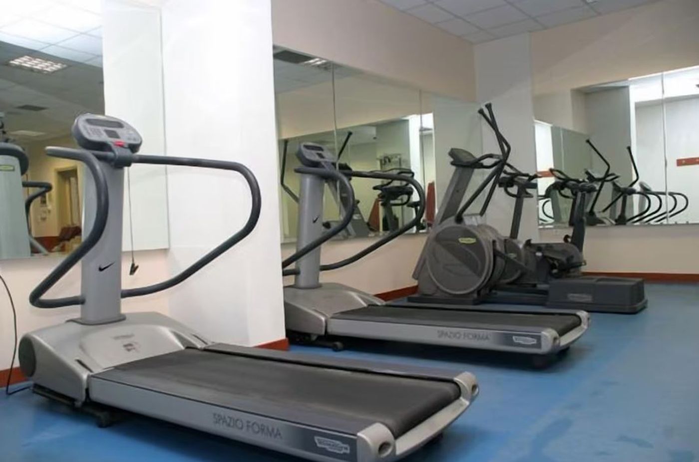 Hydramis-Palace-Beach-Resort-Sports-and-Entertainment-86